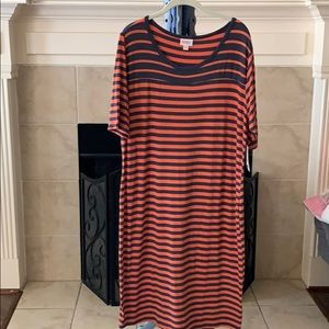 NBW LuLaRoe JULIA